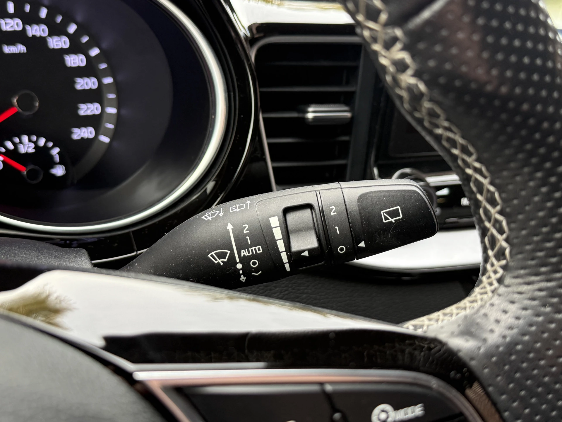 Hoofdafbeelding Kia Ceed