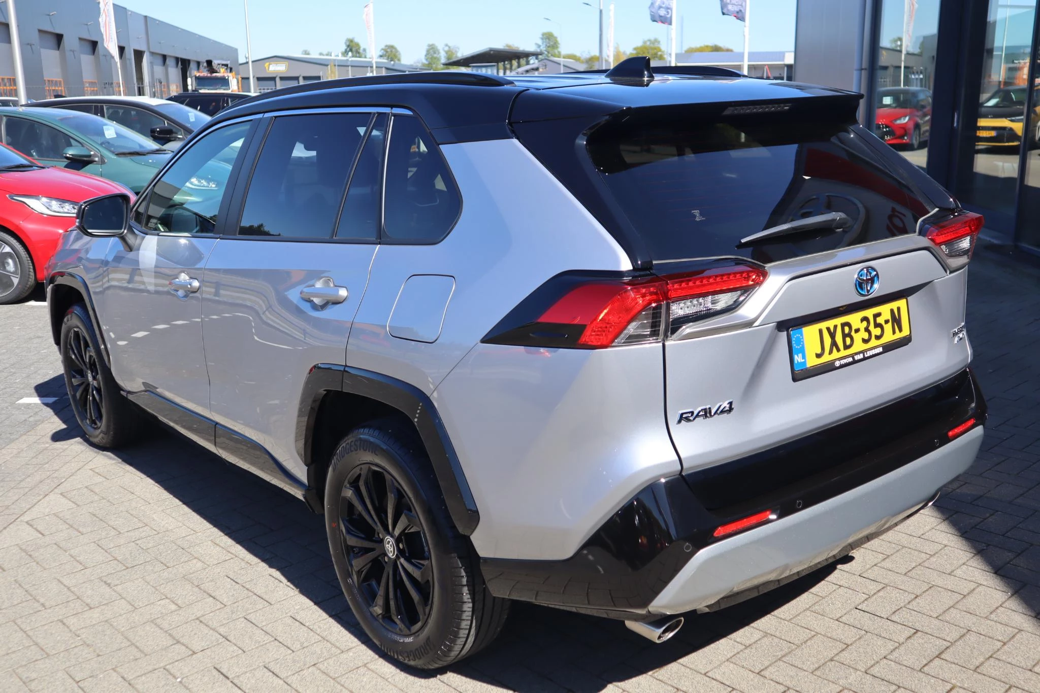 Hoofdafbeelding Toyota RAV4