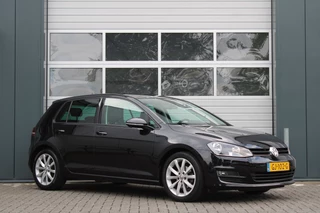 Volkswagen Golf 1.2 TSI Business Edition Cruise/Camera/Stoelverwarming/PDCv+a/Navi/Bluetooth/DAB/HalfLeder/Massage/17"LM/Dealer