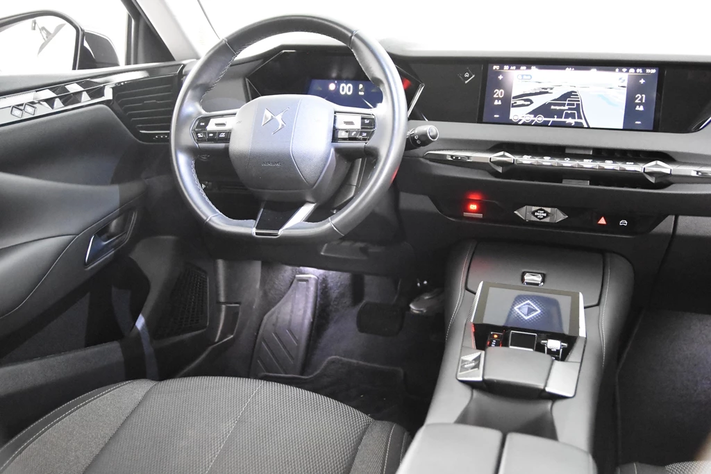 Hoofdafbeelding DS DS 4