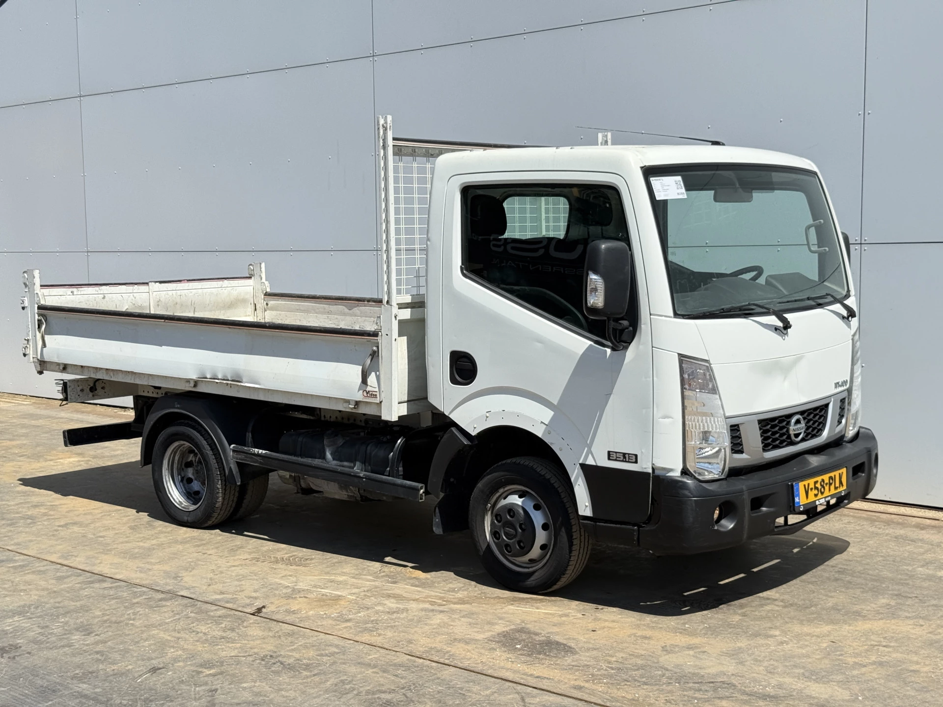 Hoofdafbeelding Nissan NT400