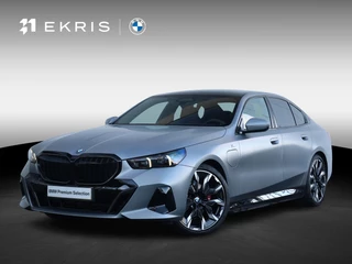BMW 5-serie 530e M Sport Edition M Sportpakket Pro - Elektrische Trekhaak - Panoramadak - Stoelventilatie - B&W - Driving Assistant Professional