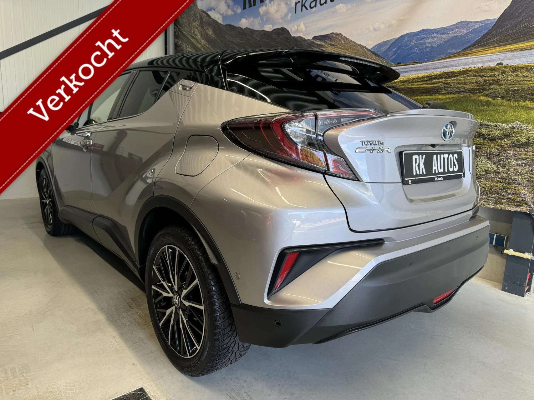 Hoofdafbeelding Toyota C-HR