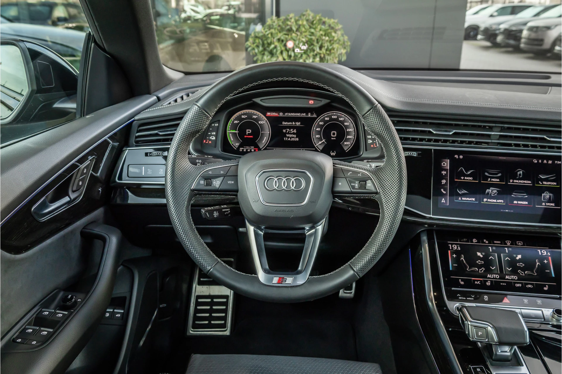 Hoofdafbeelding Audi Q8