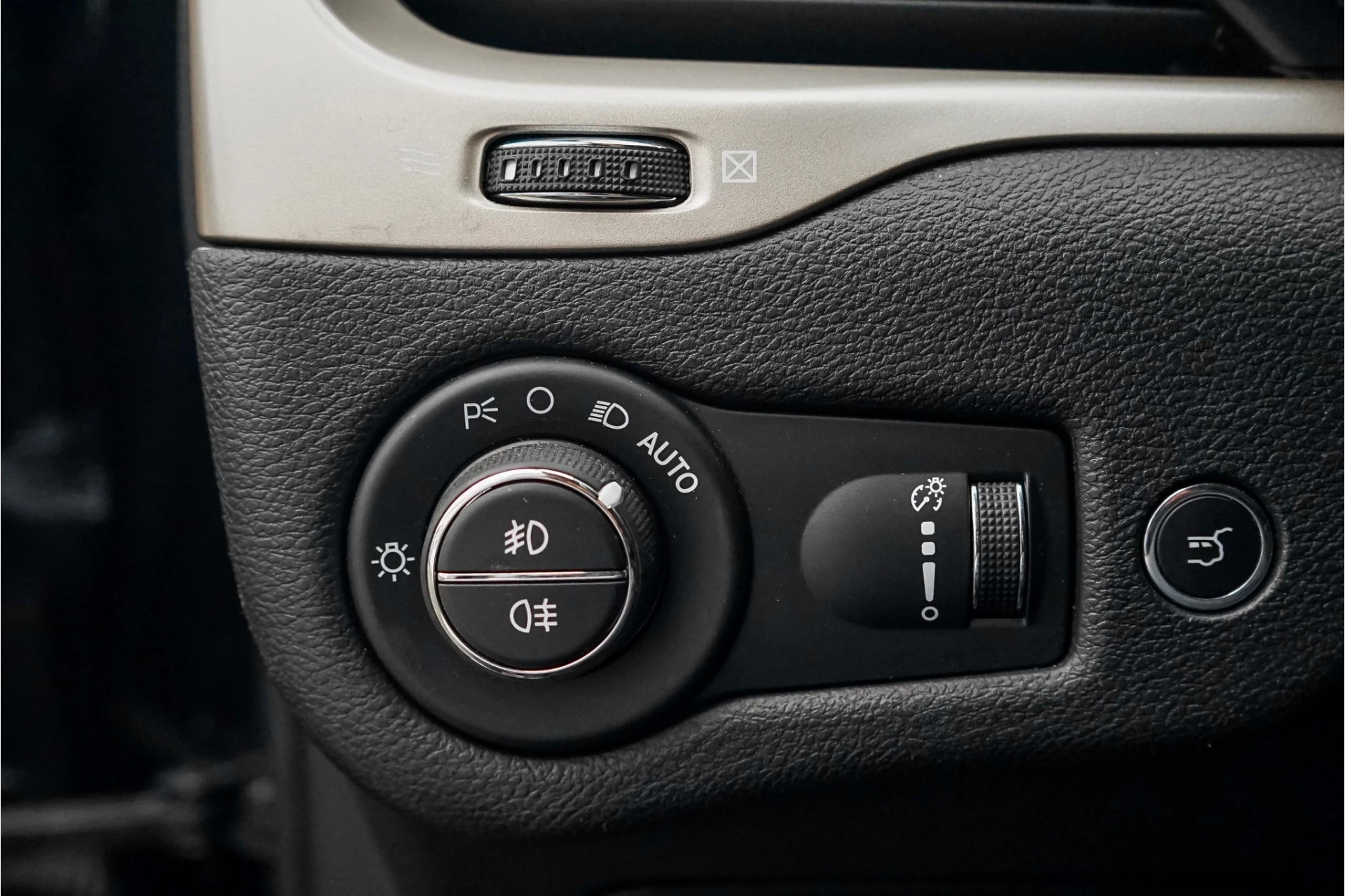 Hoofdafbeelding Jeep Cherokee