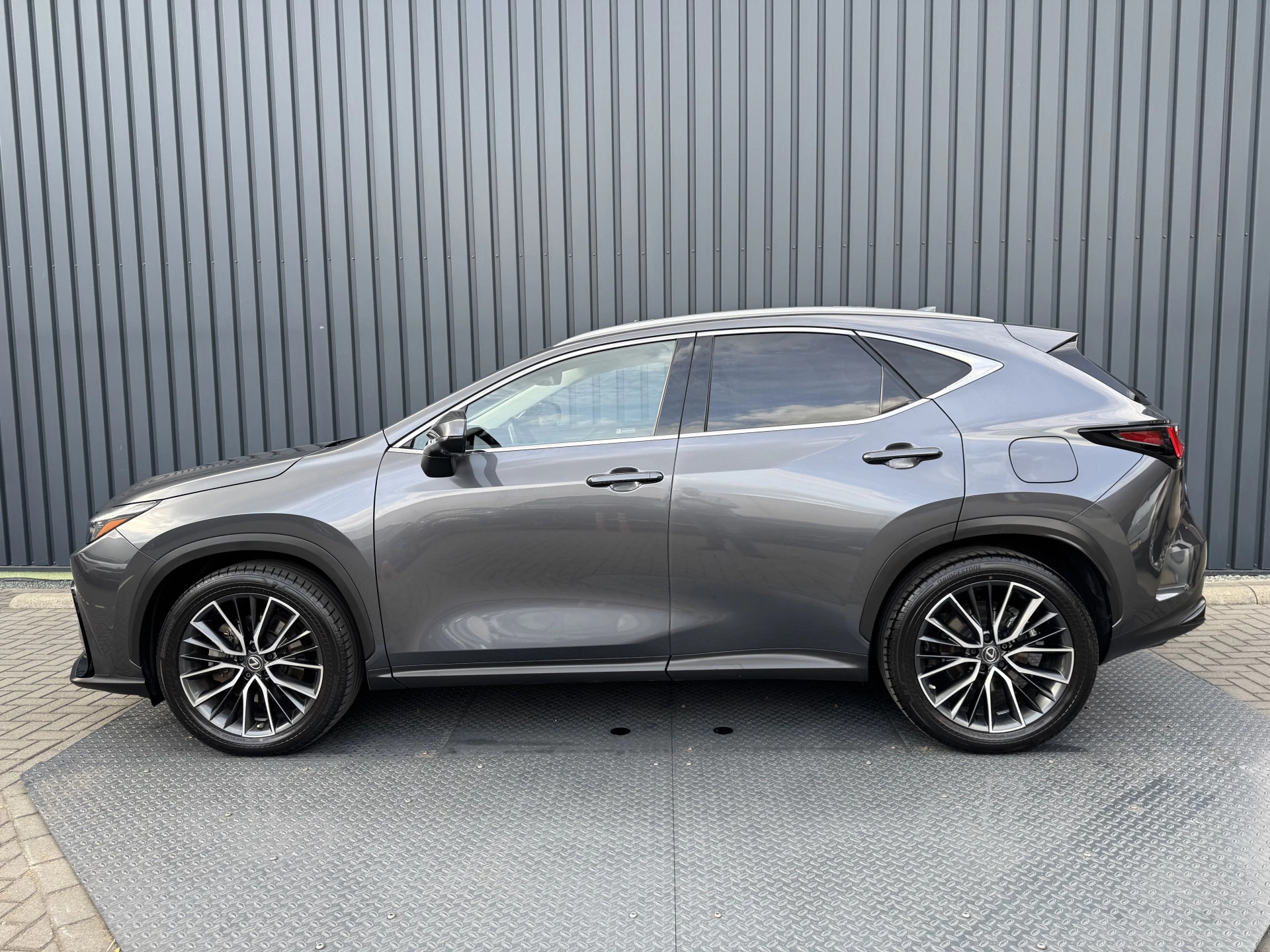 Hoofdafbeelding Lexus NX
