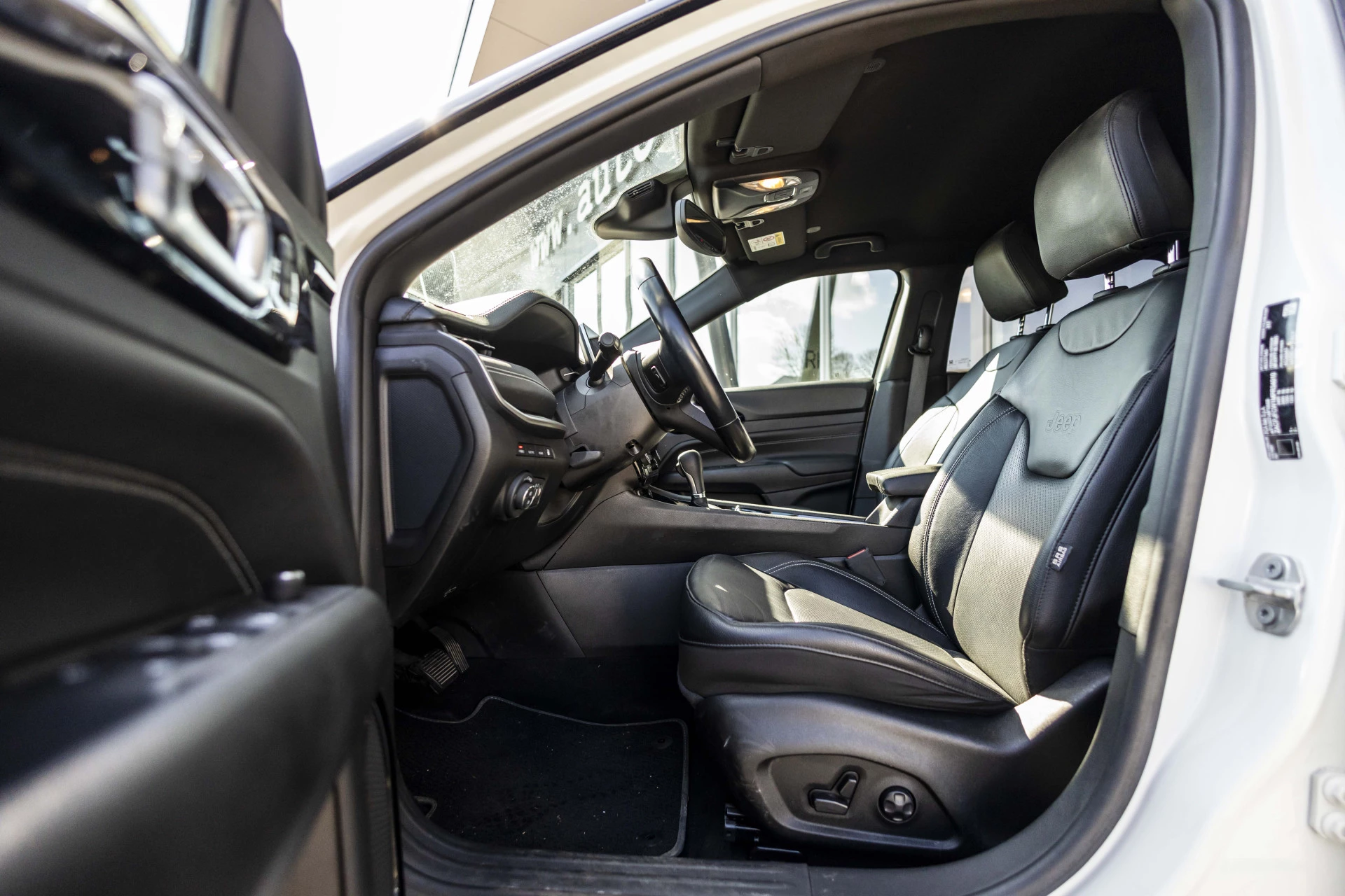 Hoofdafbeelding Jeep Compass