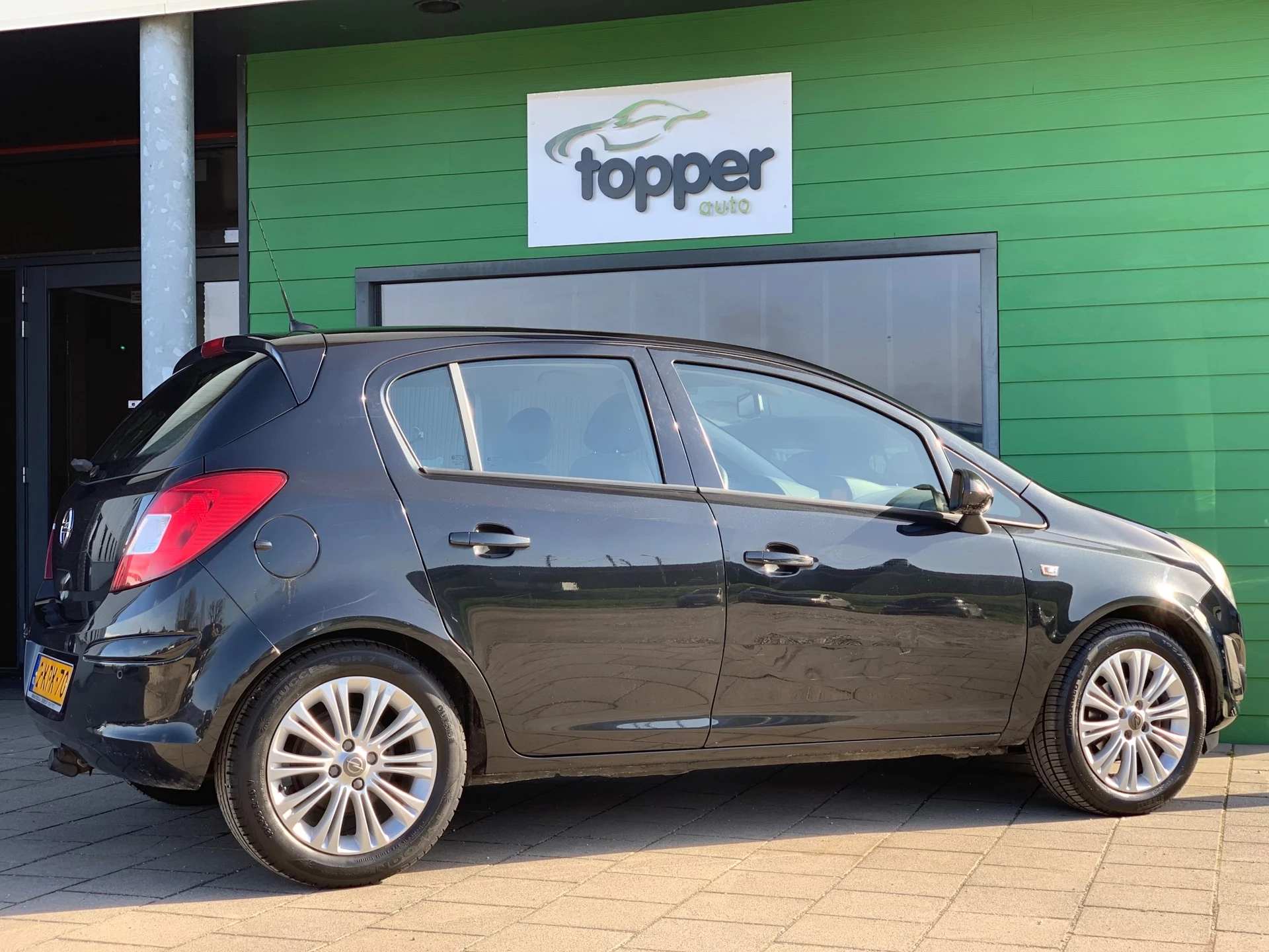 Hoofdafbeelding Opel Corsa