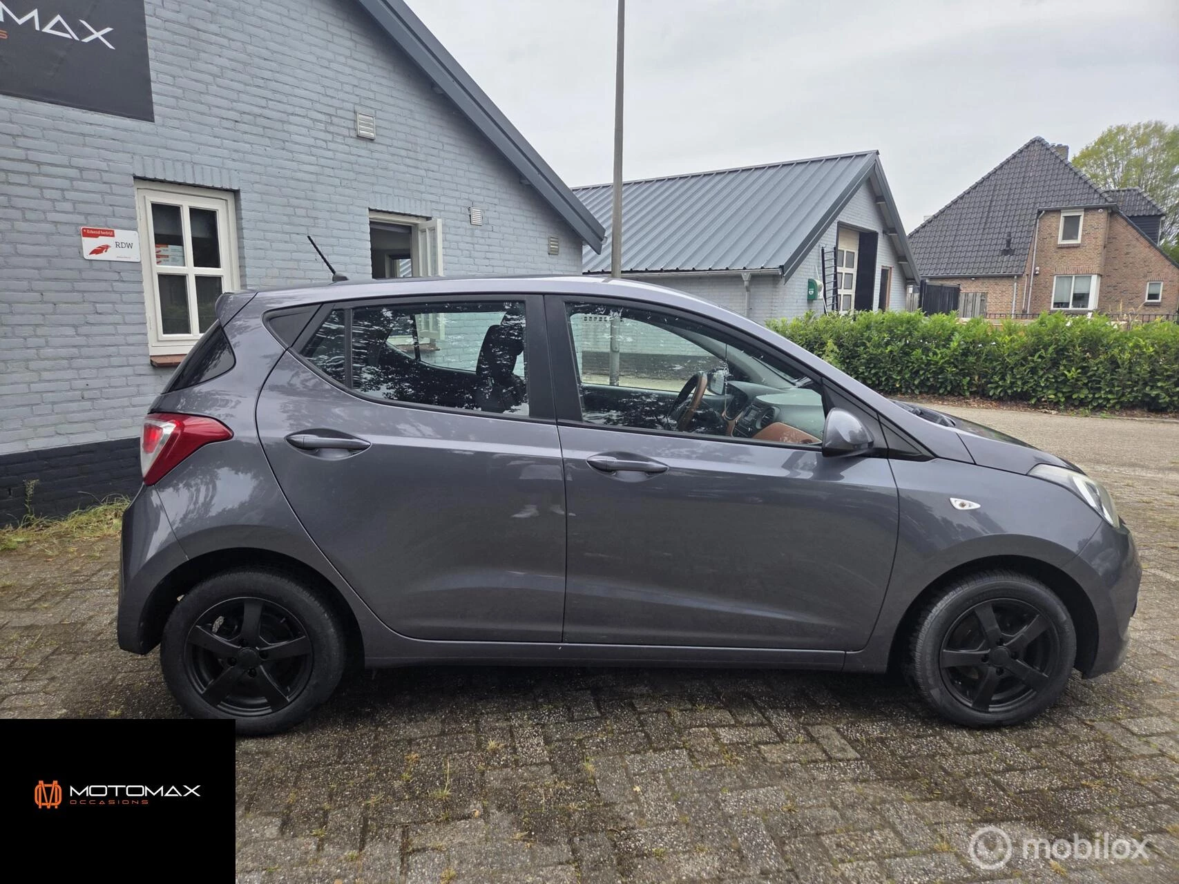 Hoofdafbeelding Hyundai i10