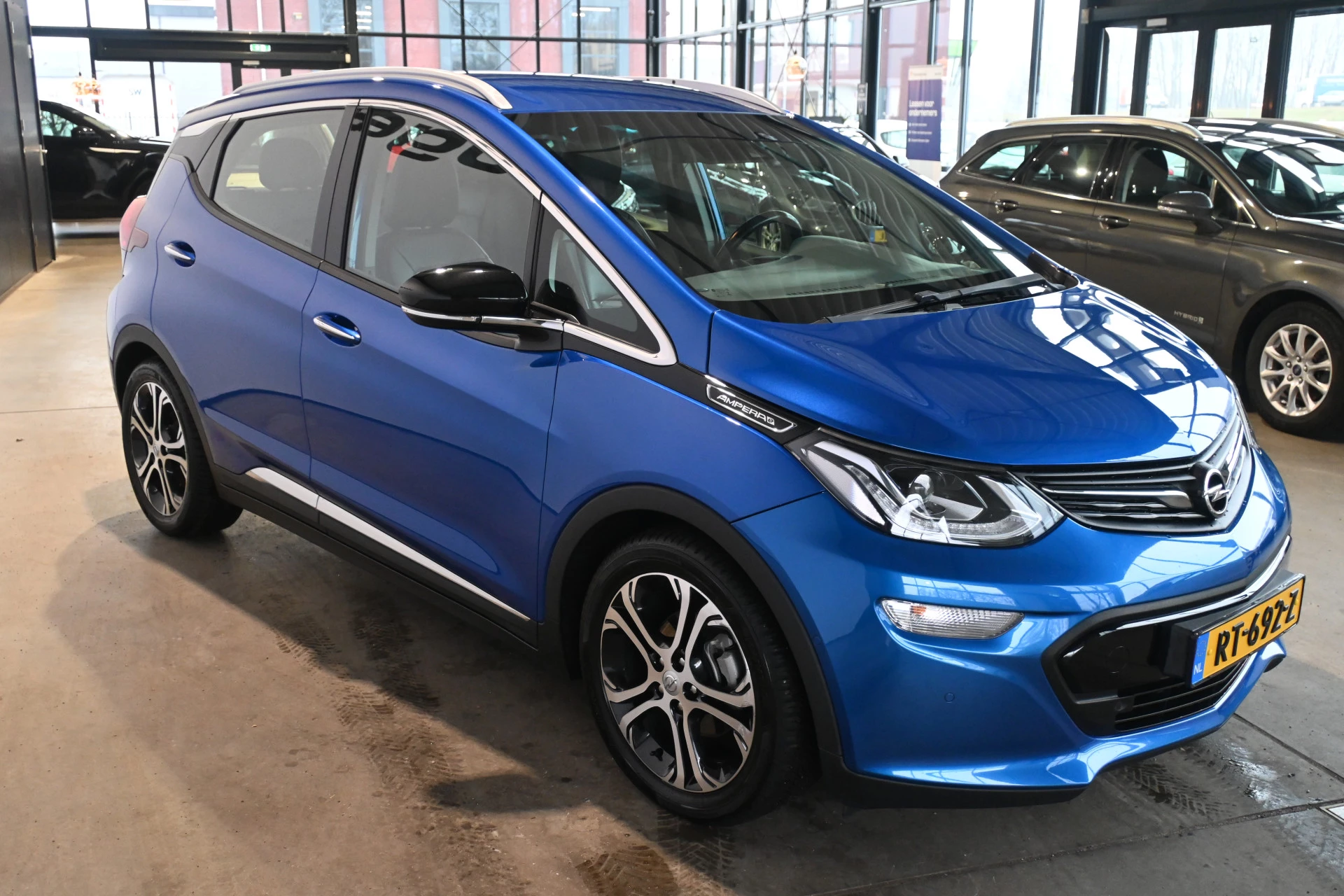Hoofdafbeelding Opel Ampera-e