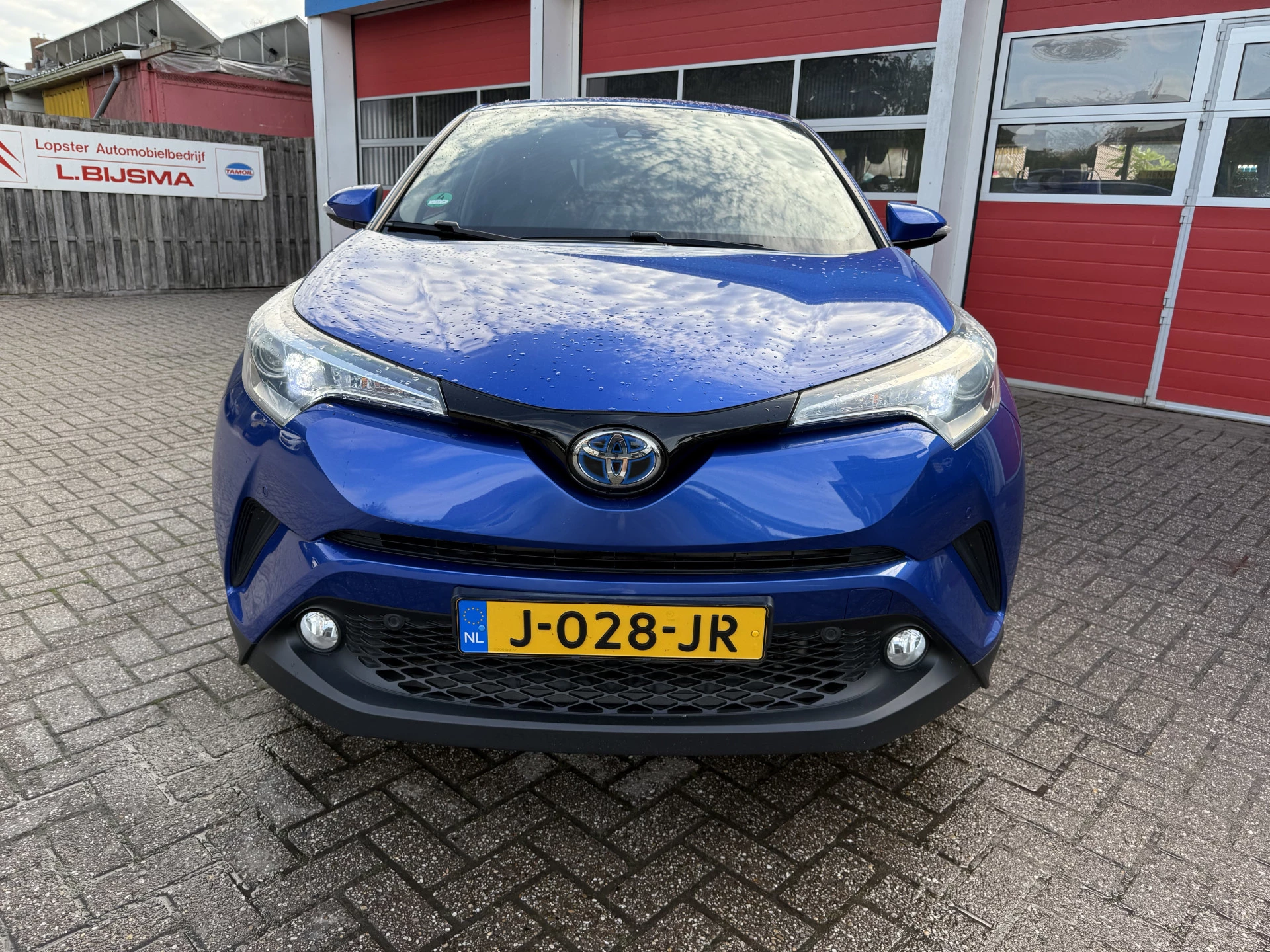 Hoofdafbeelding Toyota C-HR