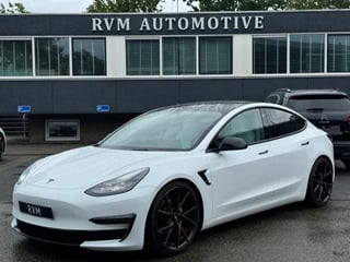 Tesla Model 3 Long Range AWD 75 kWh UNIEKE UITVOERING | 20" LMV | WIT LEDER | VERLAAGD | SUPER GAVE AUTO