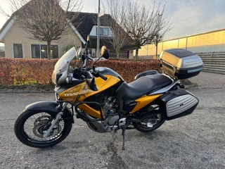 Hoofdafbeelding Honda Transalp 700 Honda Transalp 700