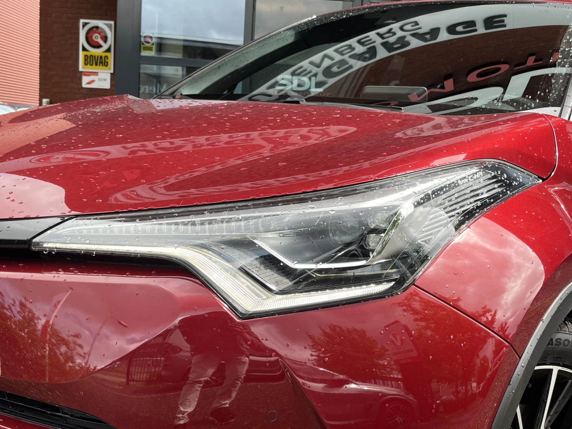 Hoofdafbeelding Toyota C-HR