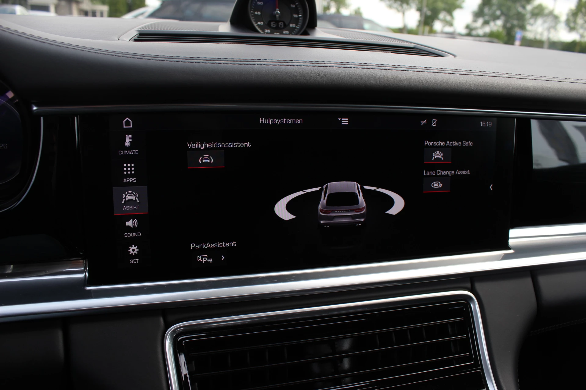 Hoofdafbeelding Porsche Panamera