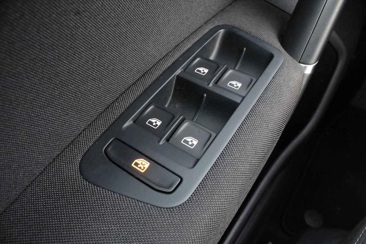 Hoofdafbeelding Volkswagen Golf Sportsvan