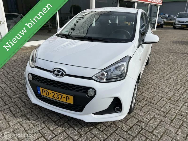 Hoofdafbeelding Hyundai i10