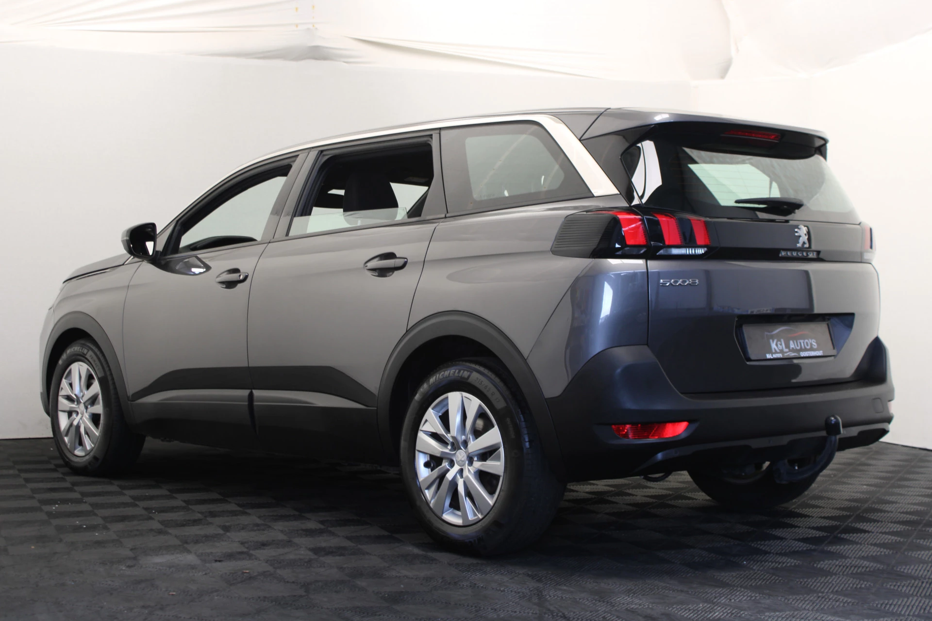 Hoofdafbeelding Peugeot 5008