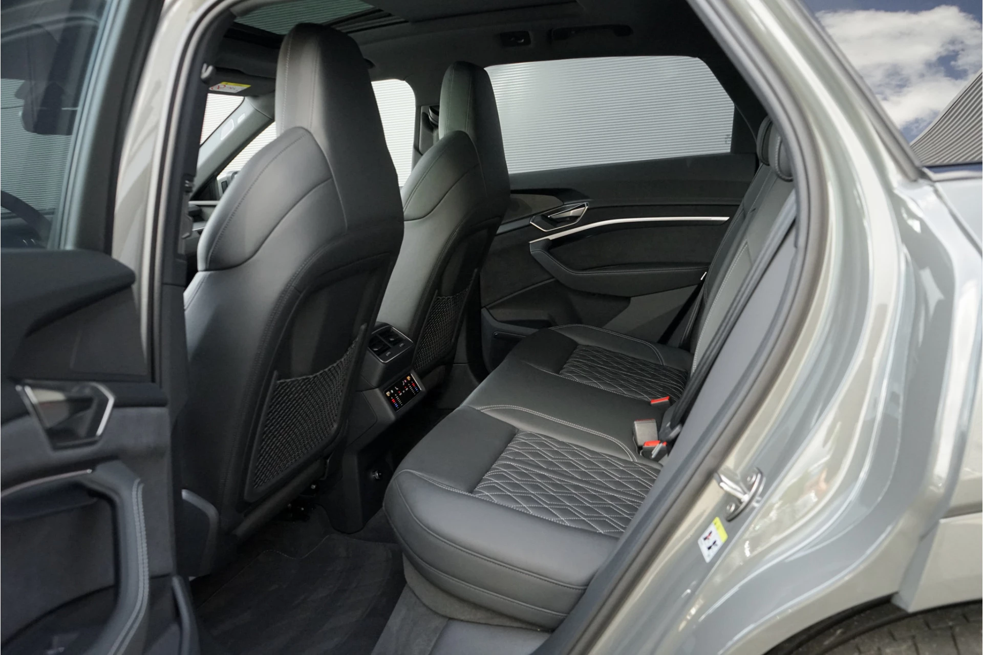 Hoofdafbeelding Audi Q8 e-tron