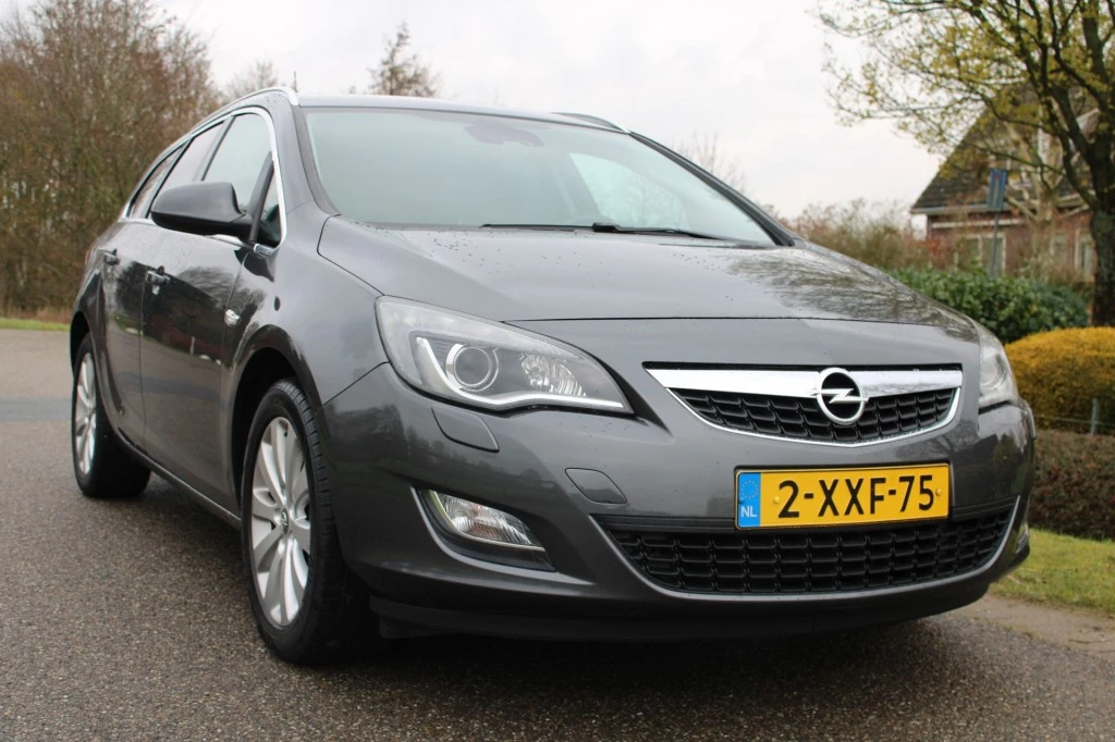 Hoofdafbeelding Opel Astra