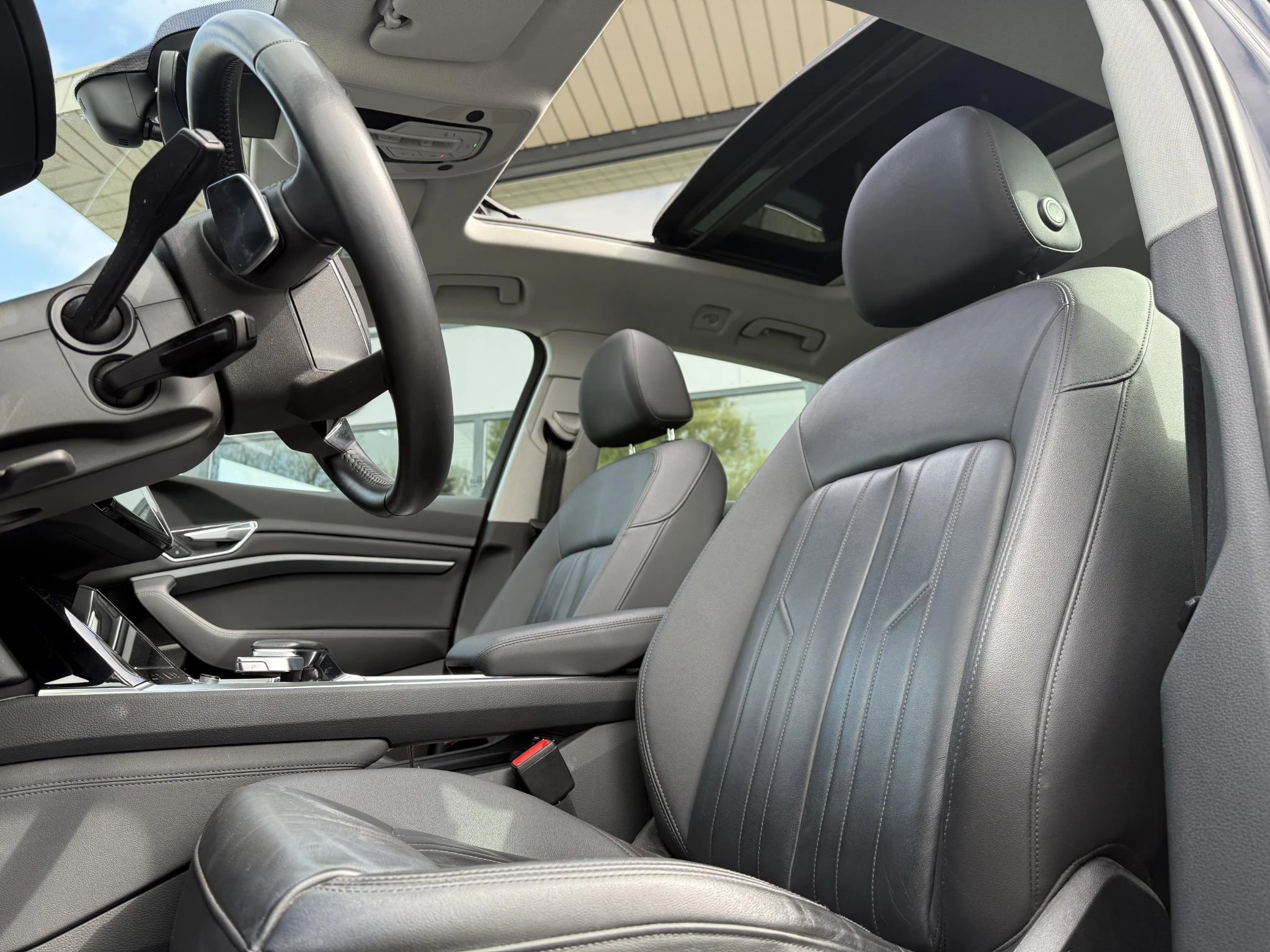 Hoofdafbeelding Audi e-tron