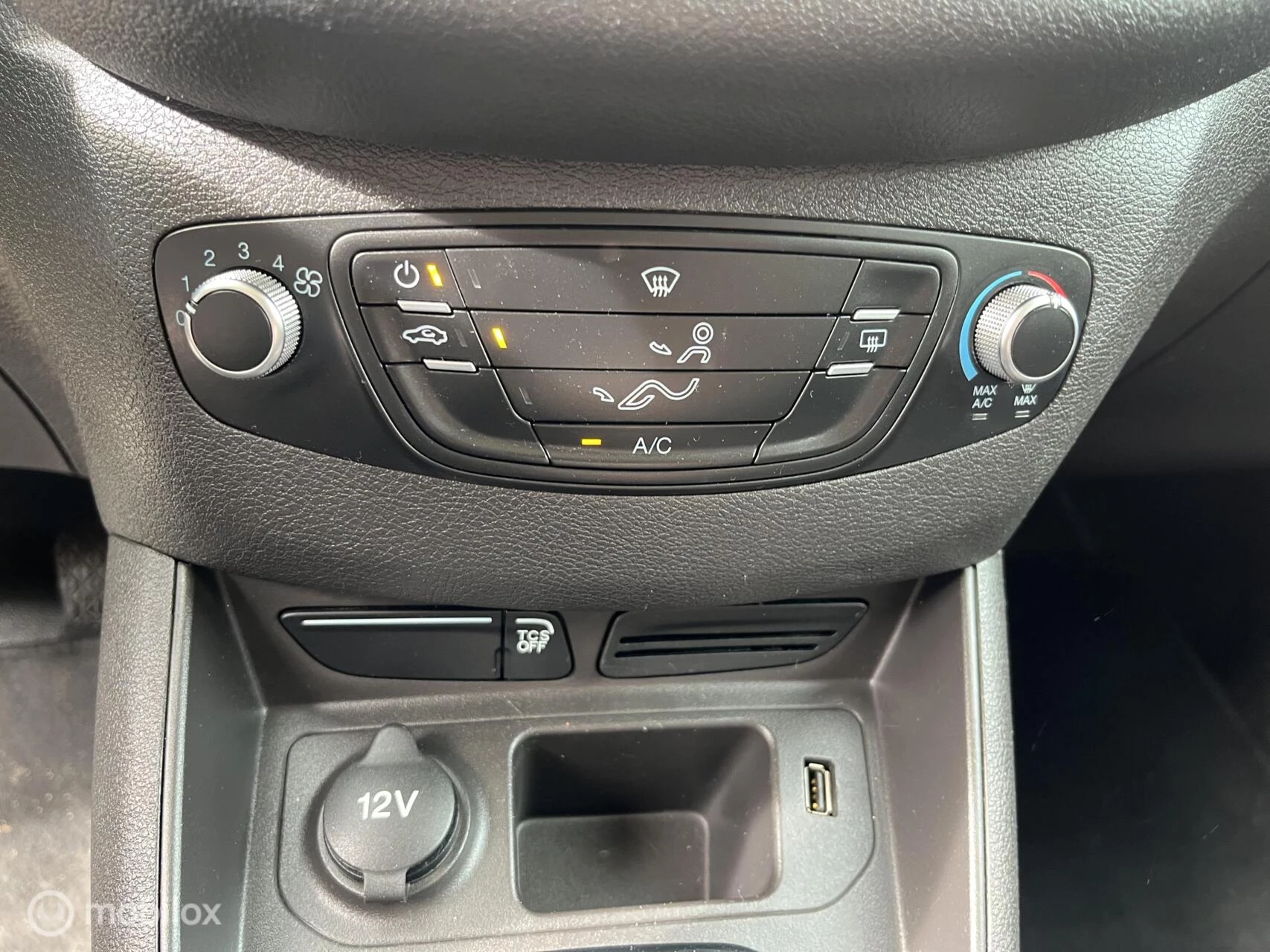 Hoofdafbeelding Ford Transit Courier