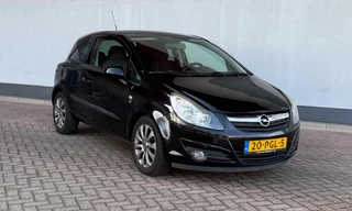 Opel Corsa 1.2-16V Cosmo