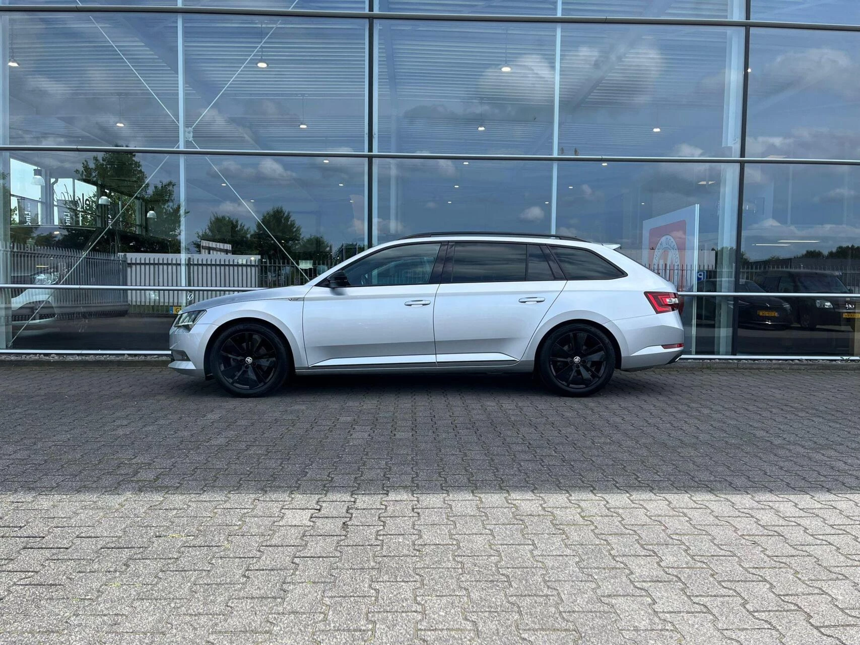 Hoofdafbeelding Škoda Superb