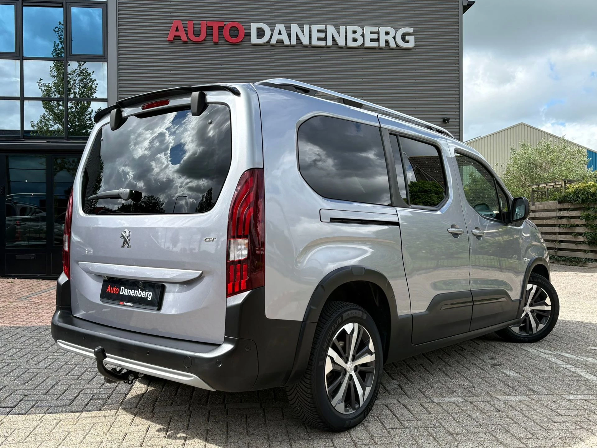 Hoofdafbeelding Peugeot Rifter
