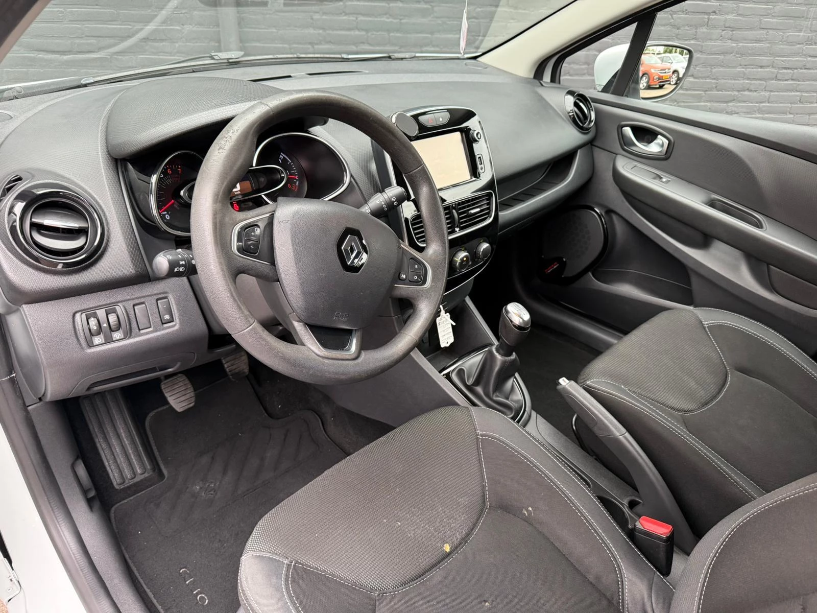 Hoofdafbeelding Renault Clio