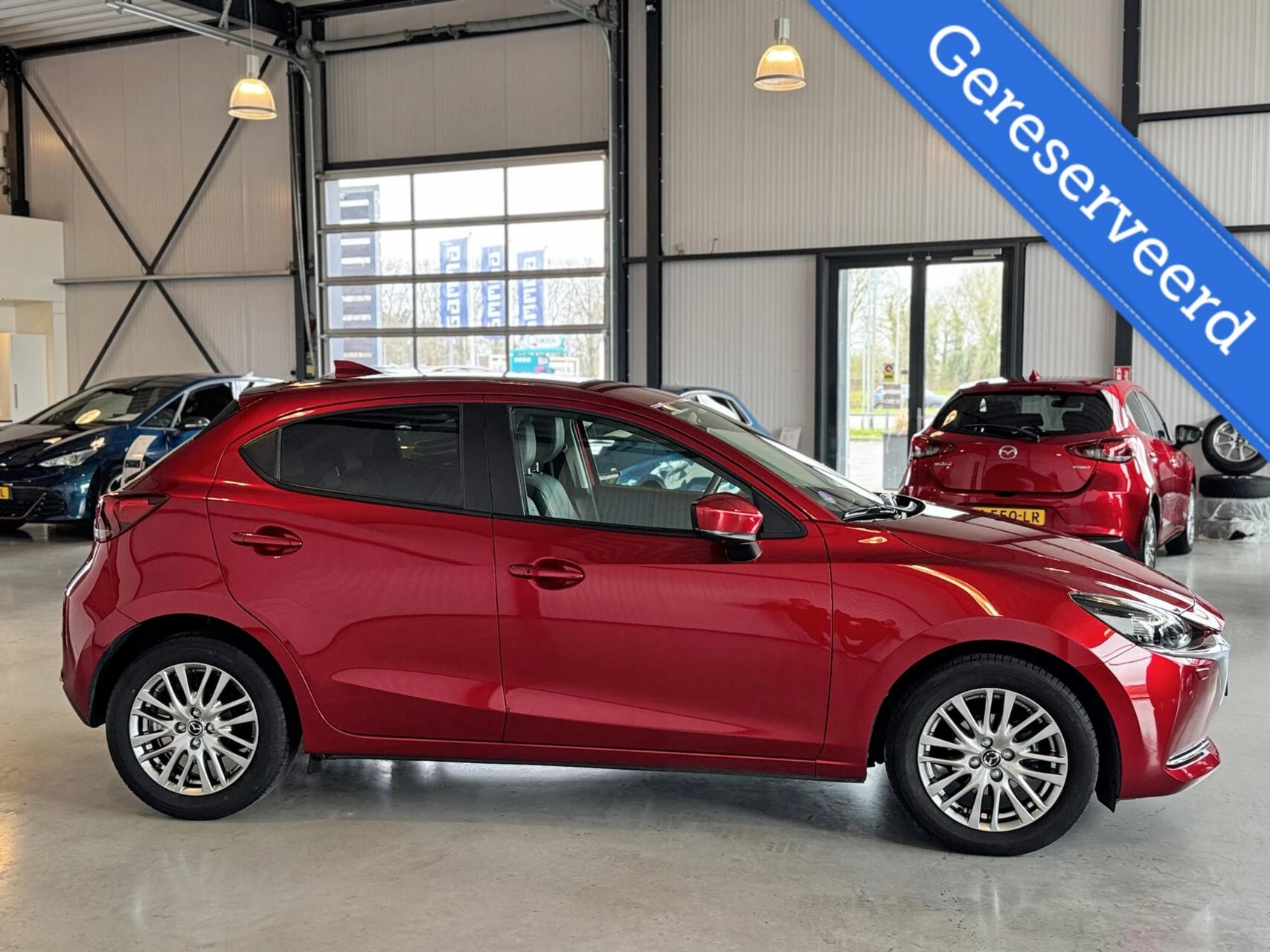 Hoofdafbeelding Mazda 2