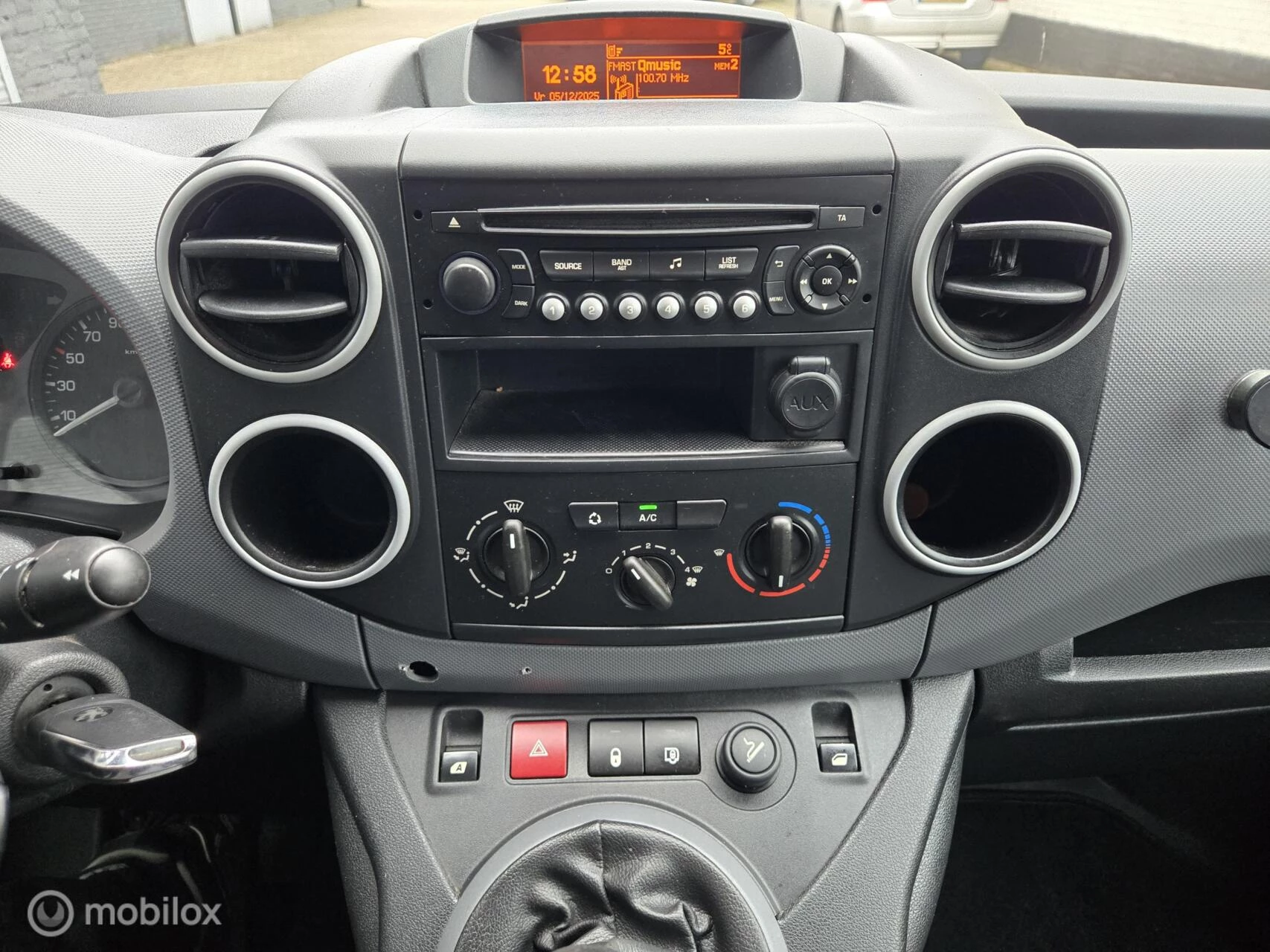 Hoofdafbeelding Peugeot Partner