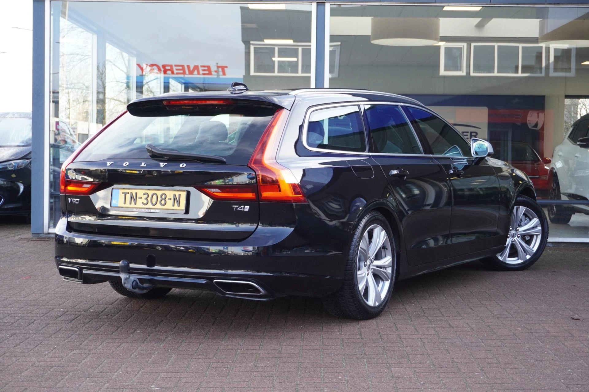 Hoofdafbeelding Volvo V90