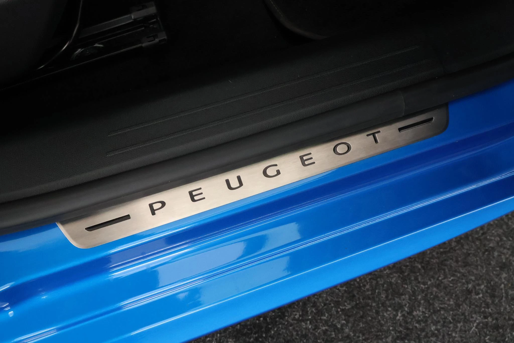Hoofdafbeelding Peugeot e-208