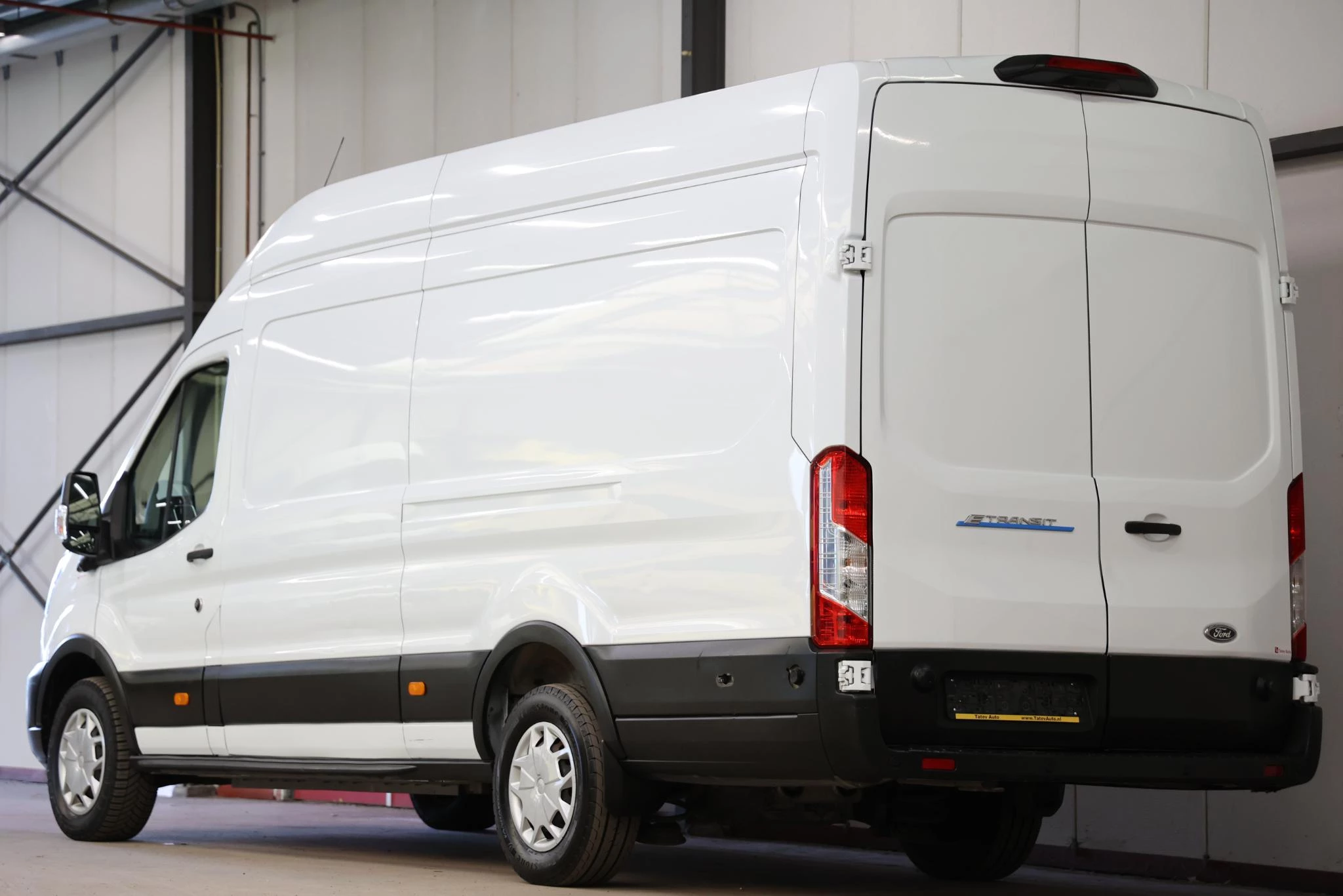 Hoofdafbeelding Ford E-Transit