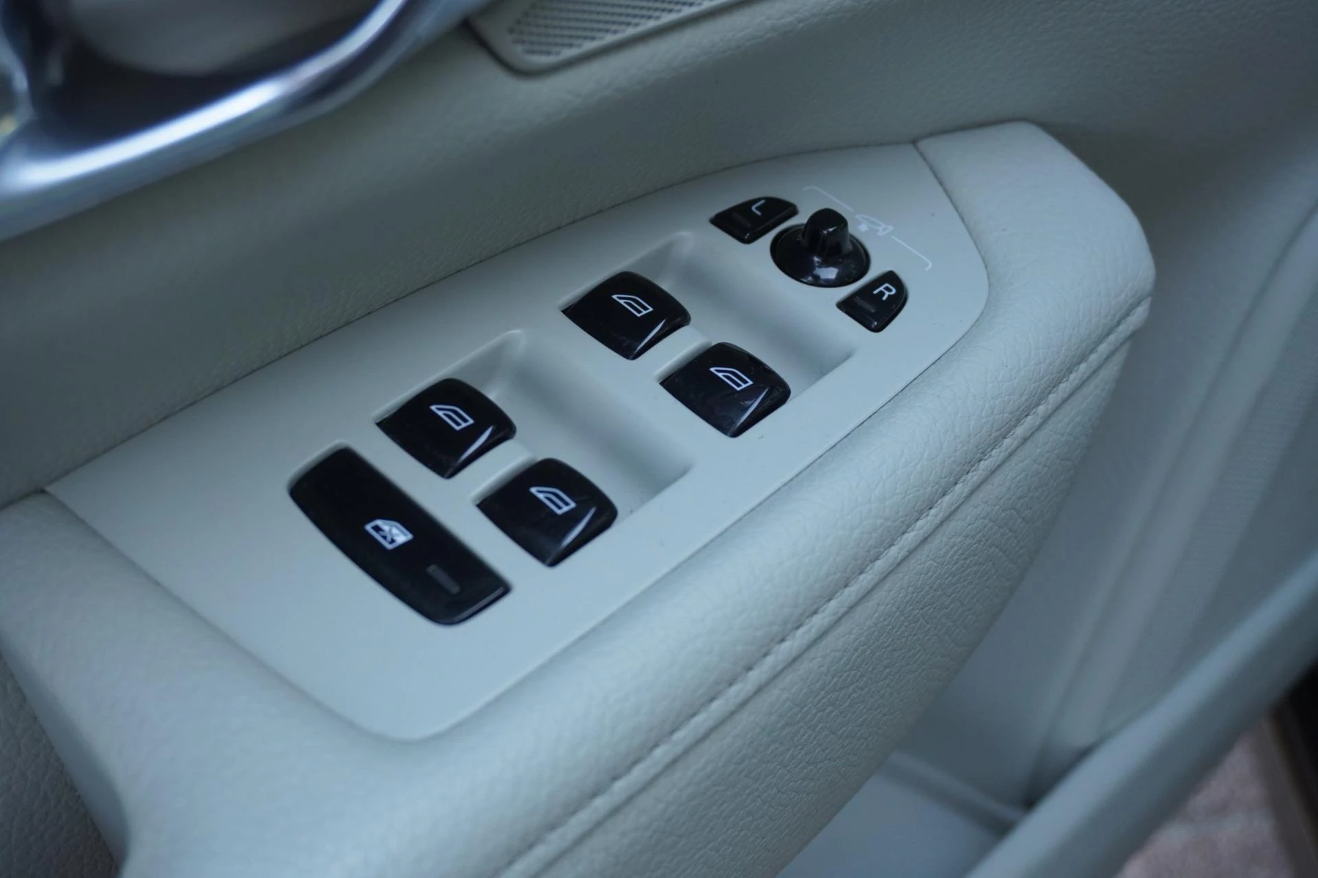 Hoofdafbeelding Volvo V90
