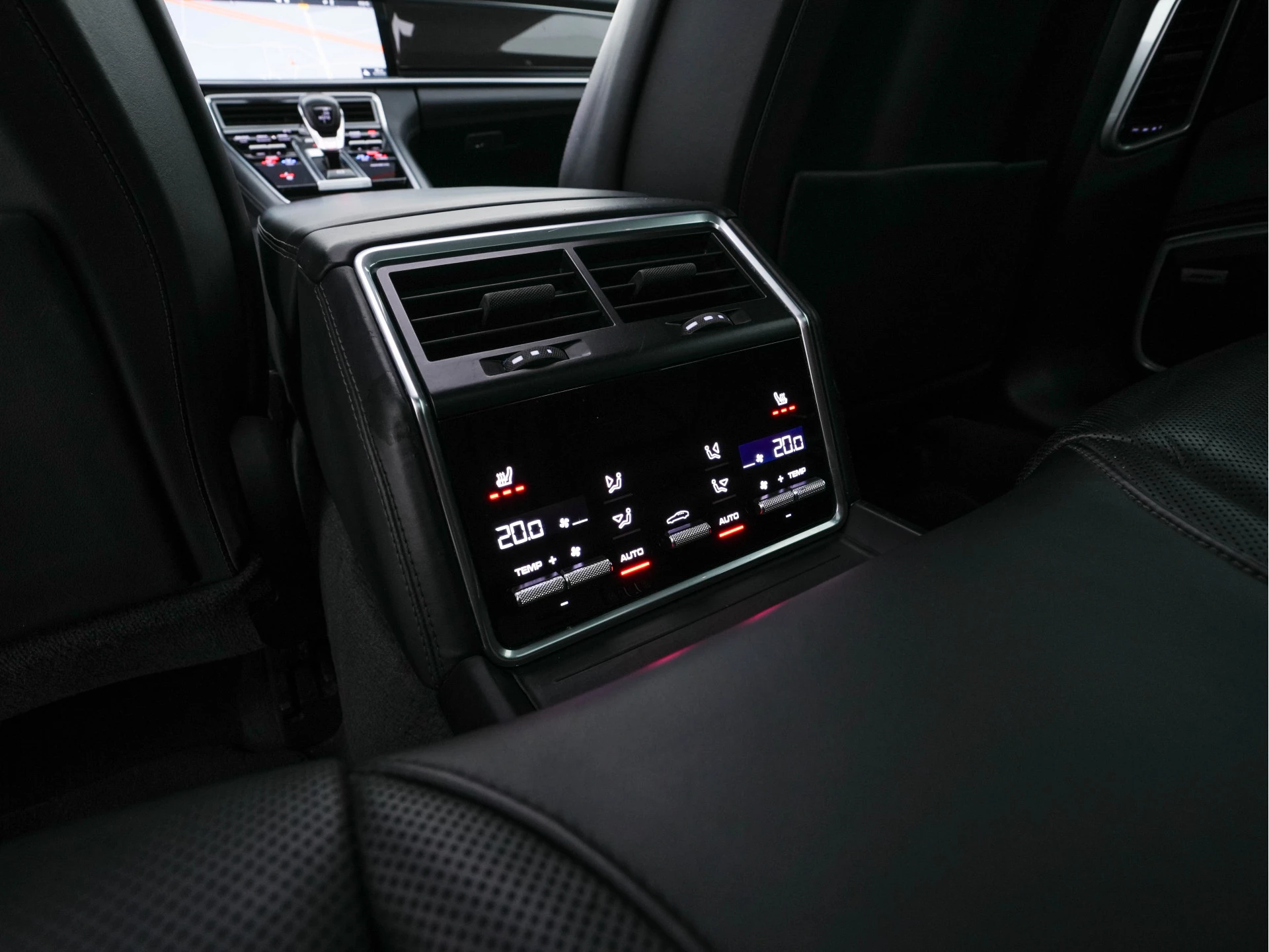 Hoofdafbeelding Porsche Panamera