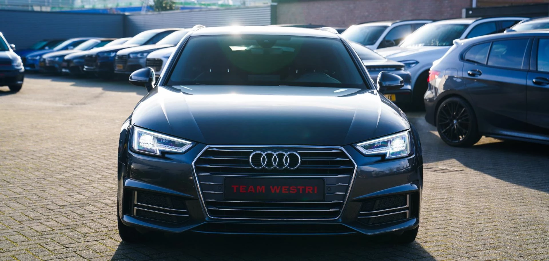 Hoofdafbeelding Audi A4