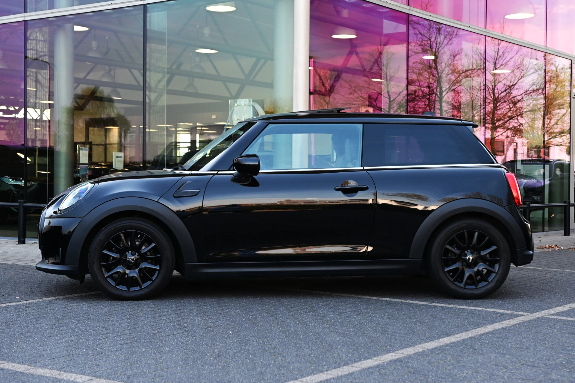 Hoofdafbeelding MINI One