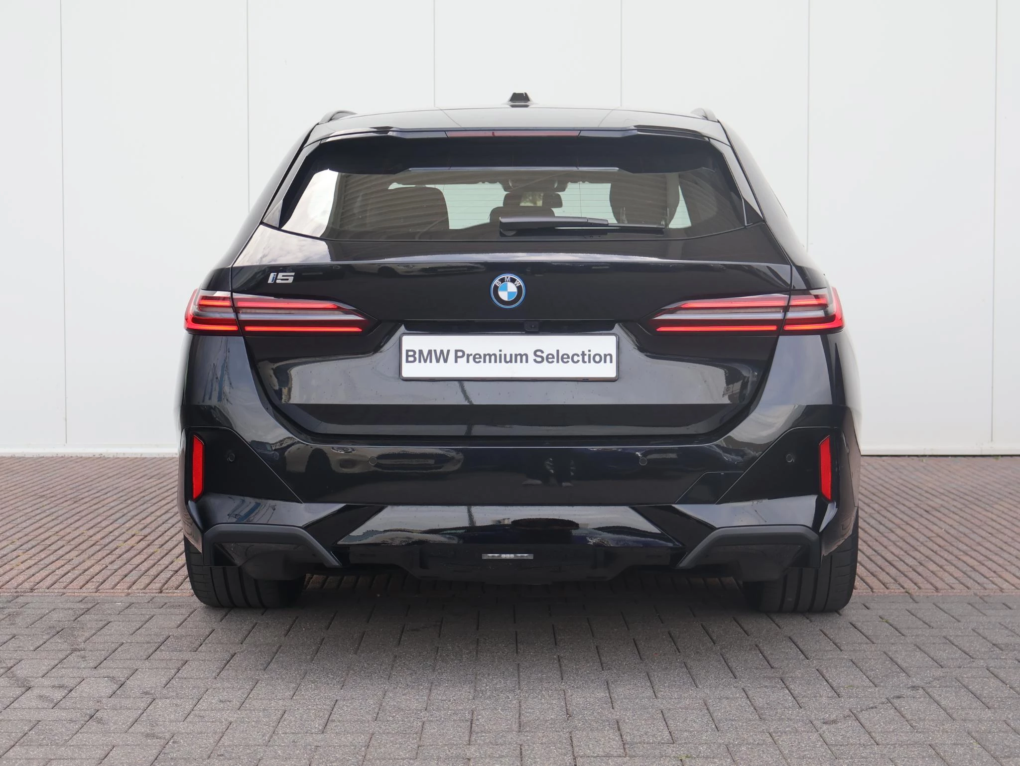 Hoofdafbeelding BMW i5