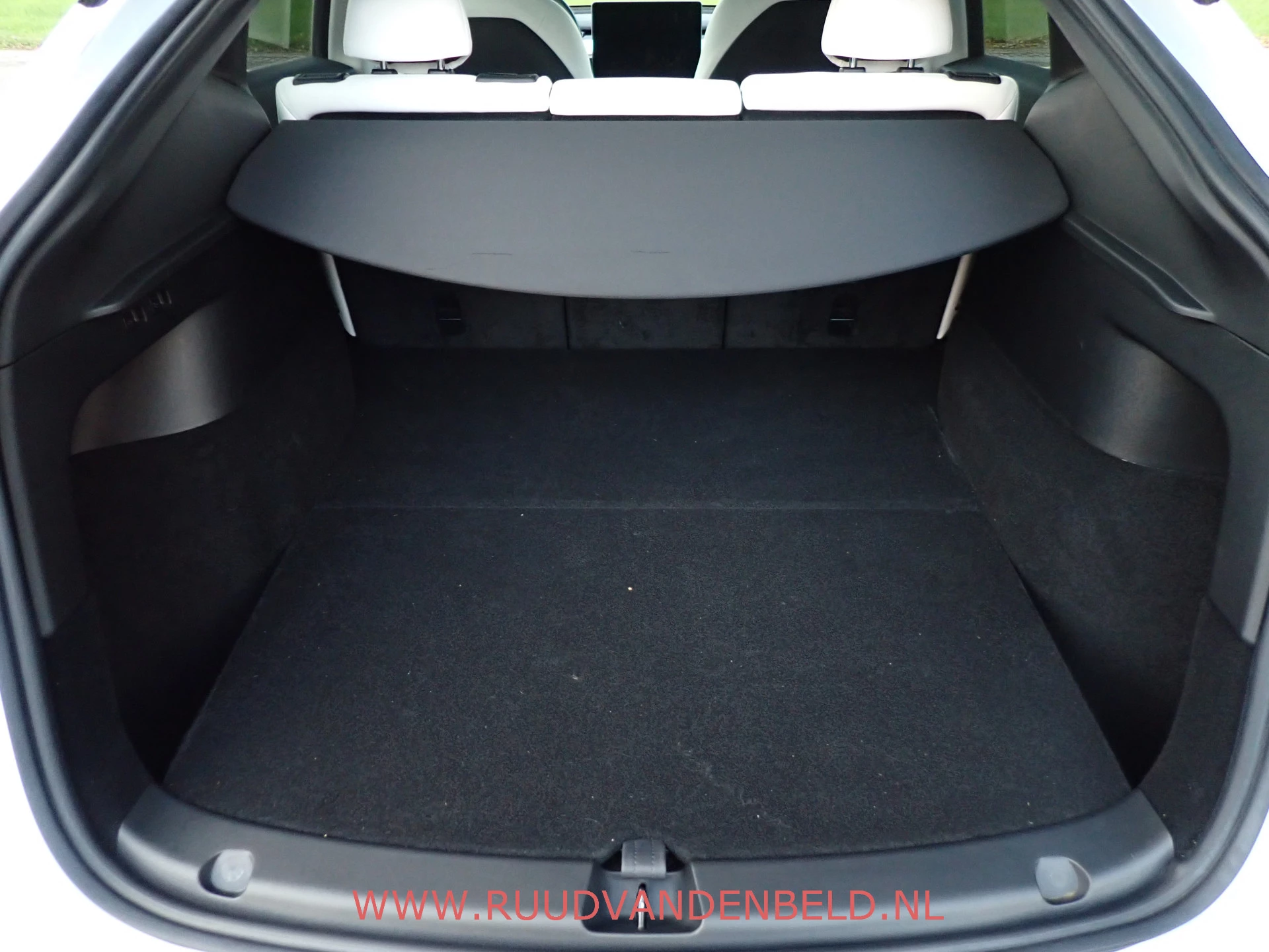 Hoofdafbeelding Tesla Model Y