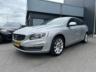 Hoofdafbeelding Volvo V60 Volvo V60 V60 1.5 T2 Nordic Aut.Navigatie stoelverwarming