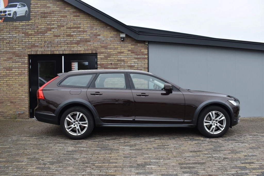Hoofdafbeelding Volvo V90