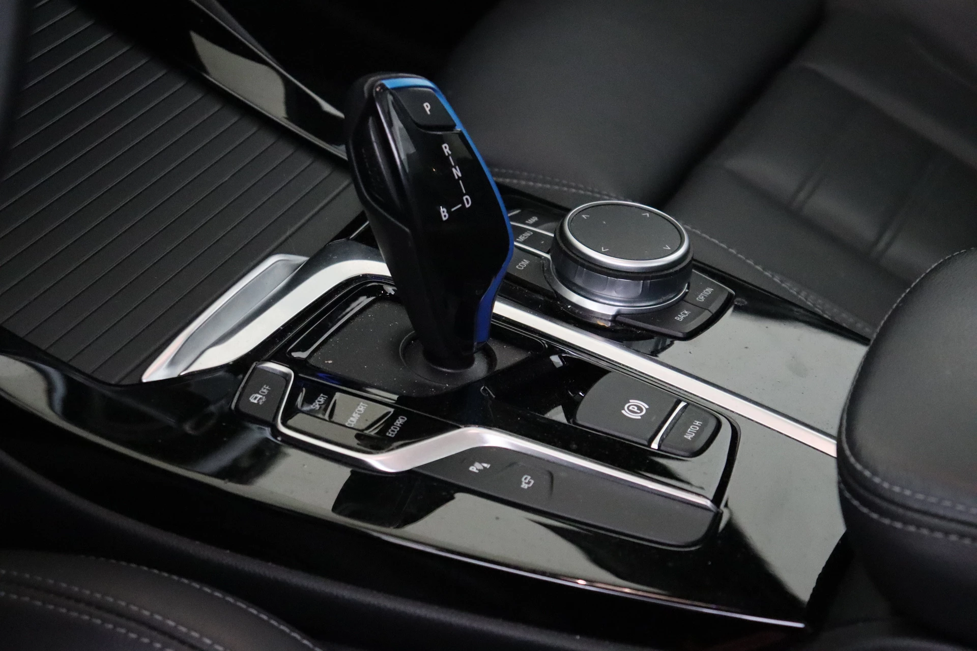 Hoofdafbeelding BMW iX3