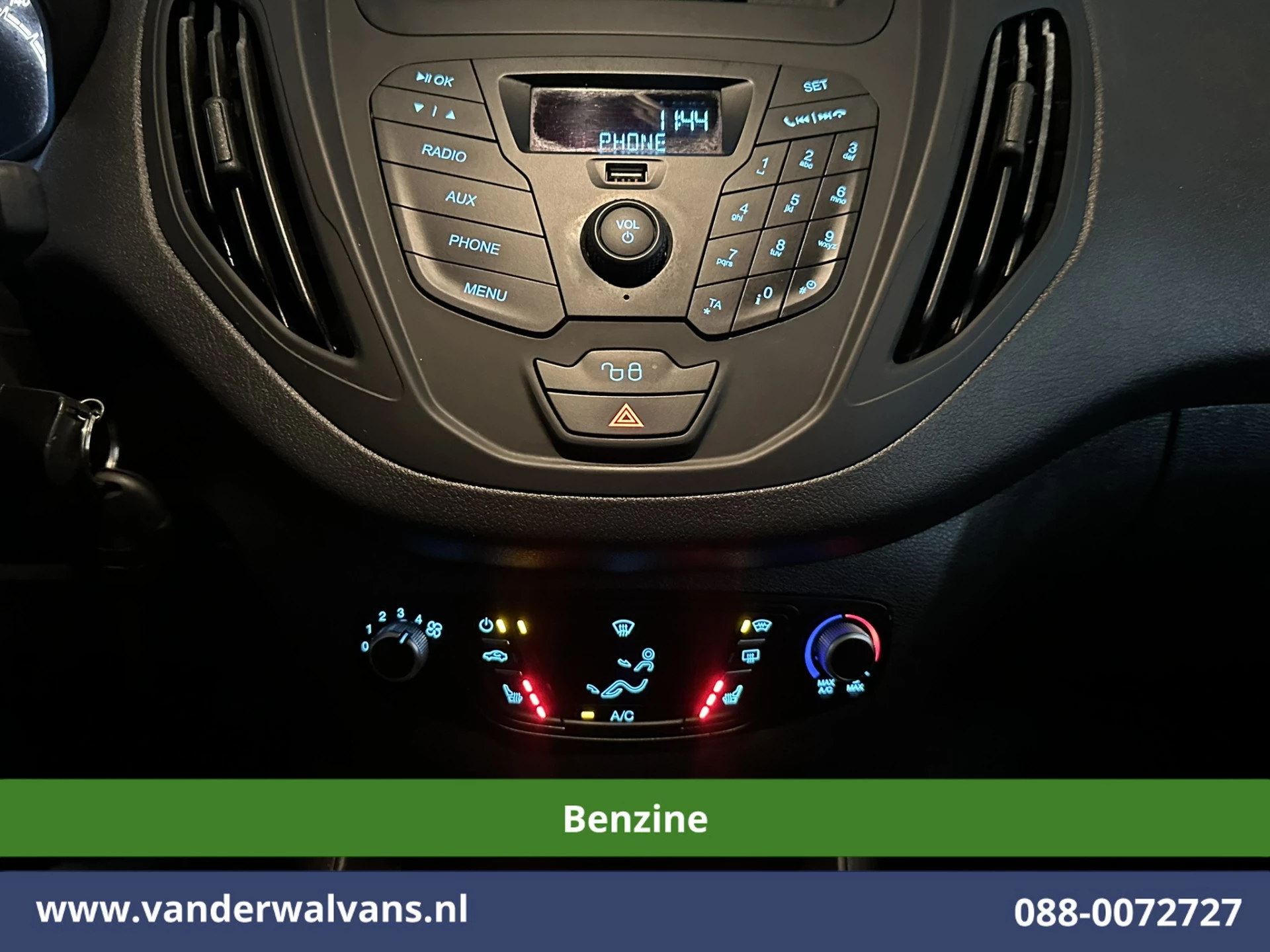 Hoofdafbeelding Ford Transit Courier