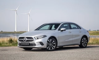 Mercedes-Benz A-klasse A-Klasse Limousine A-Klasse Limousine A 250 e ( AUTOMAAT / LEDER / CRUISE CONTROLE / CAMERA / CARPLAY
