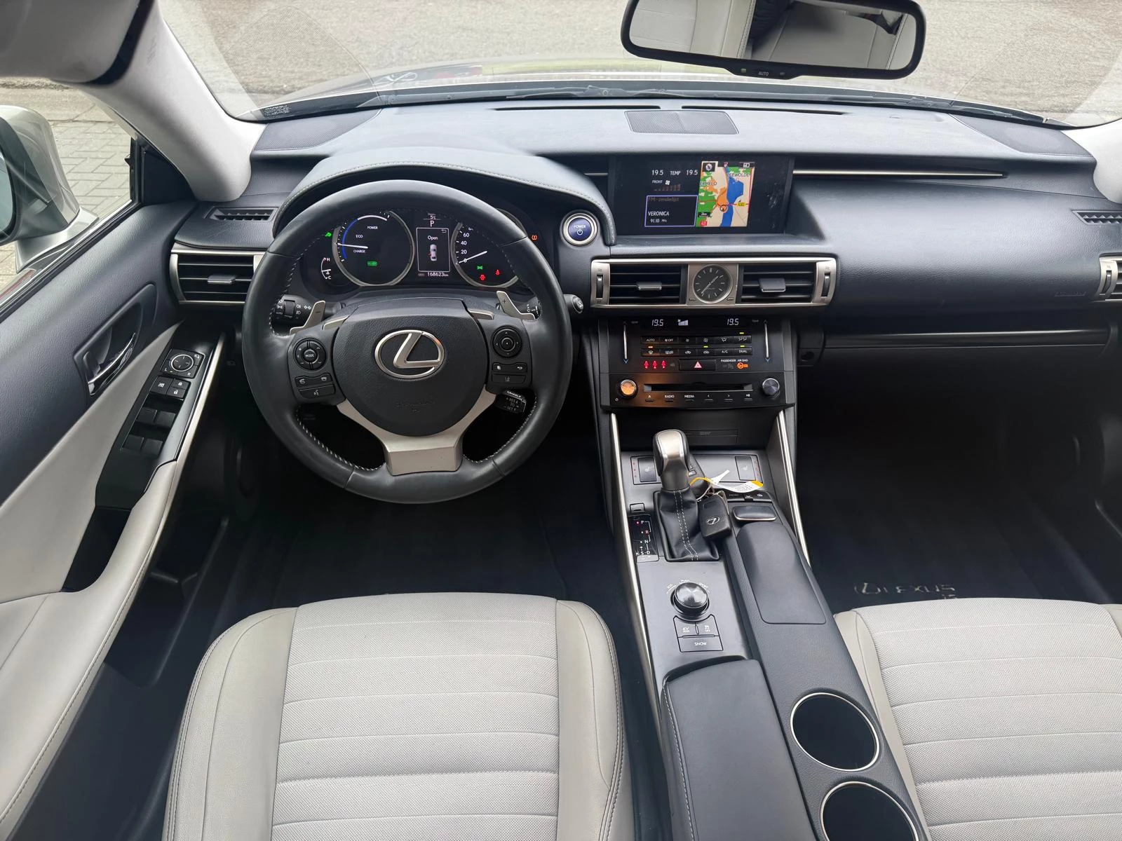 Hoofdafbeelding Lexus IS