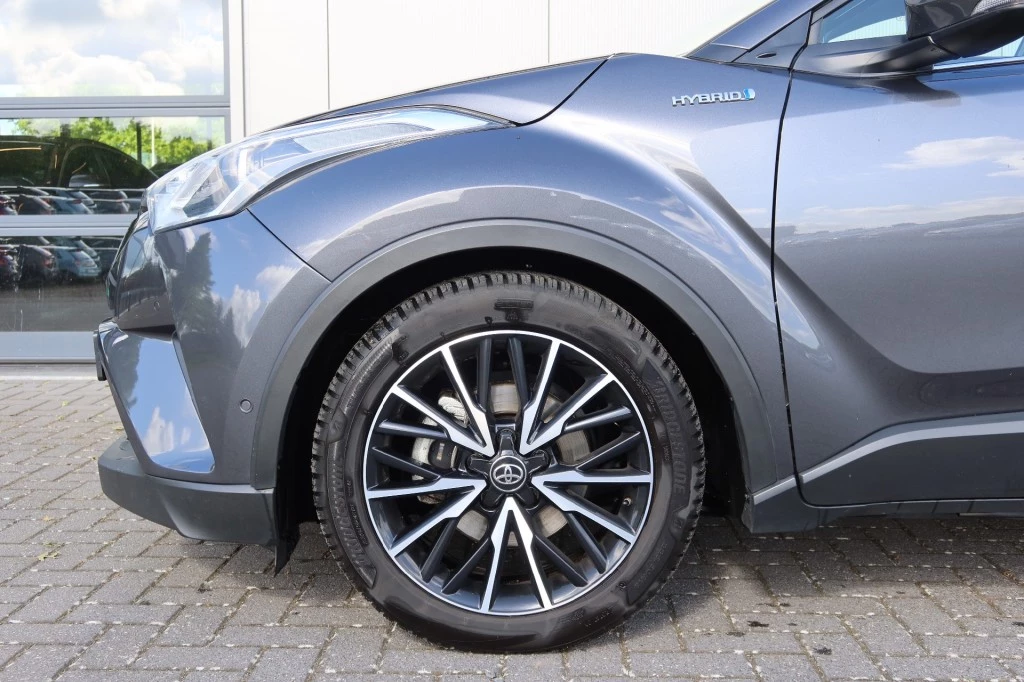 Hoofdafbeelding Toyota C-HR