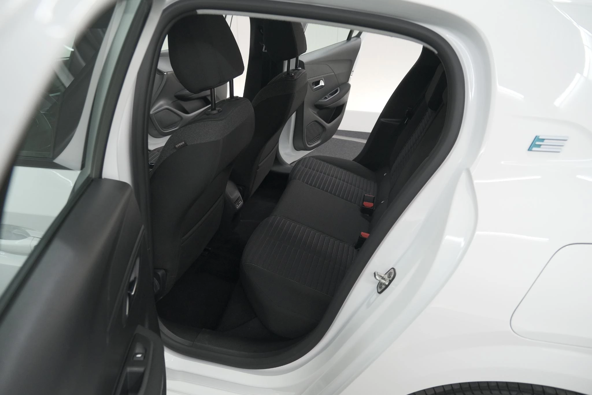 Hoofdafbeelding Peugeot e-208