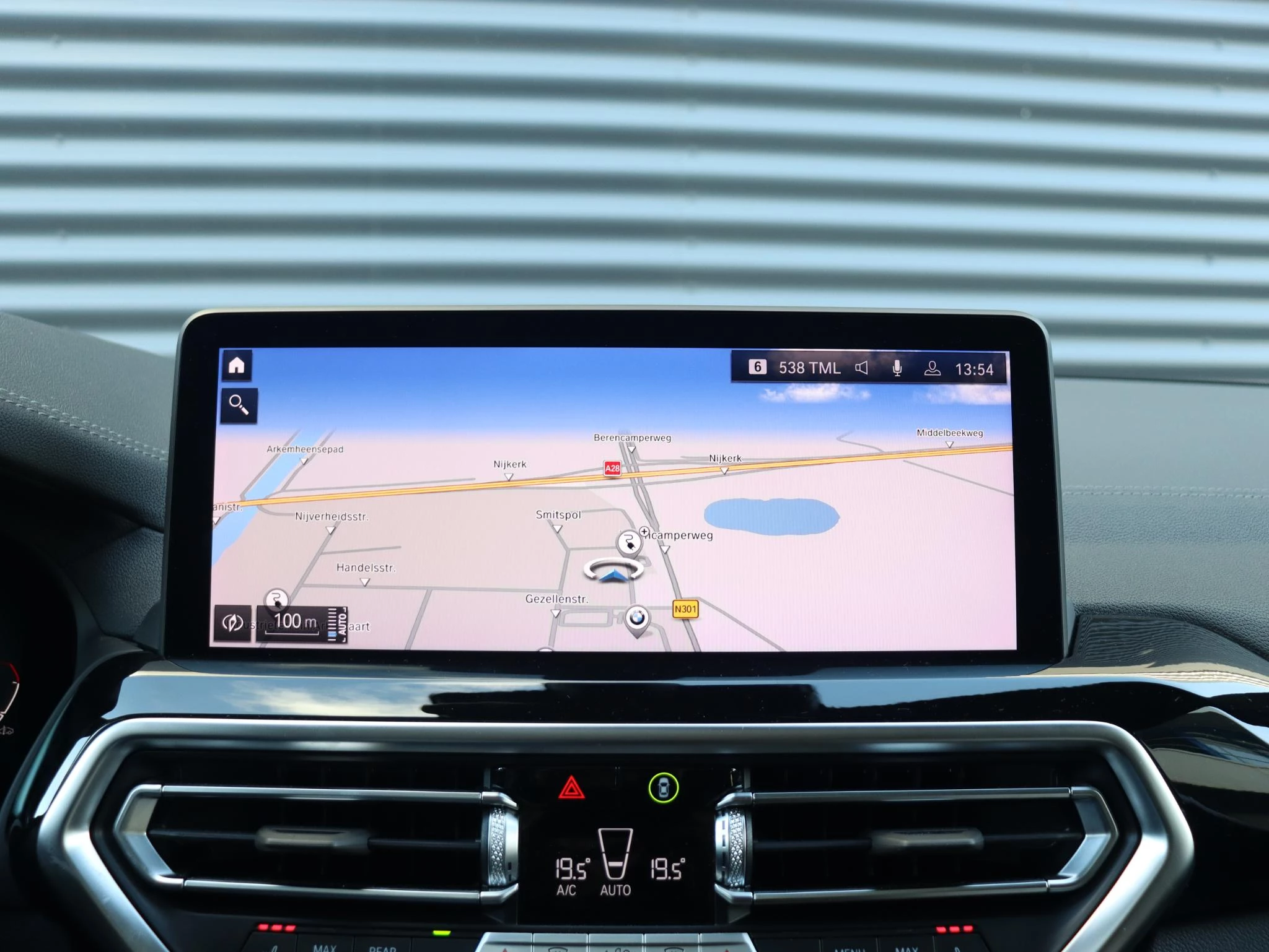 Hoofdafbeelding BMW iX3